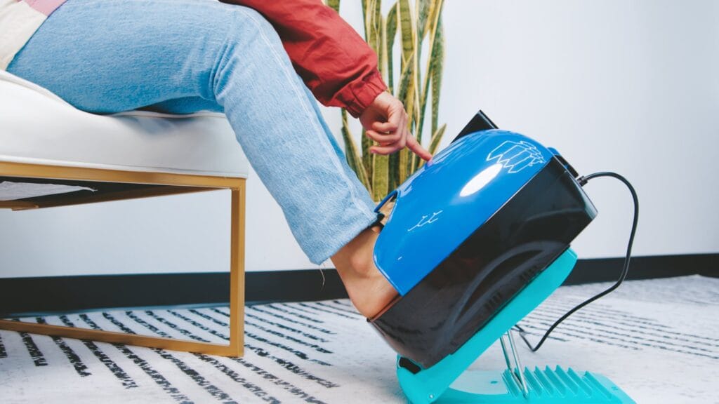 AO Infinity Foot Detox using radio frequency to support toxin elimination through feet without water